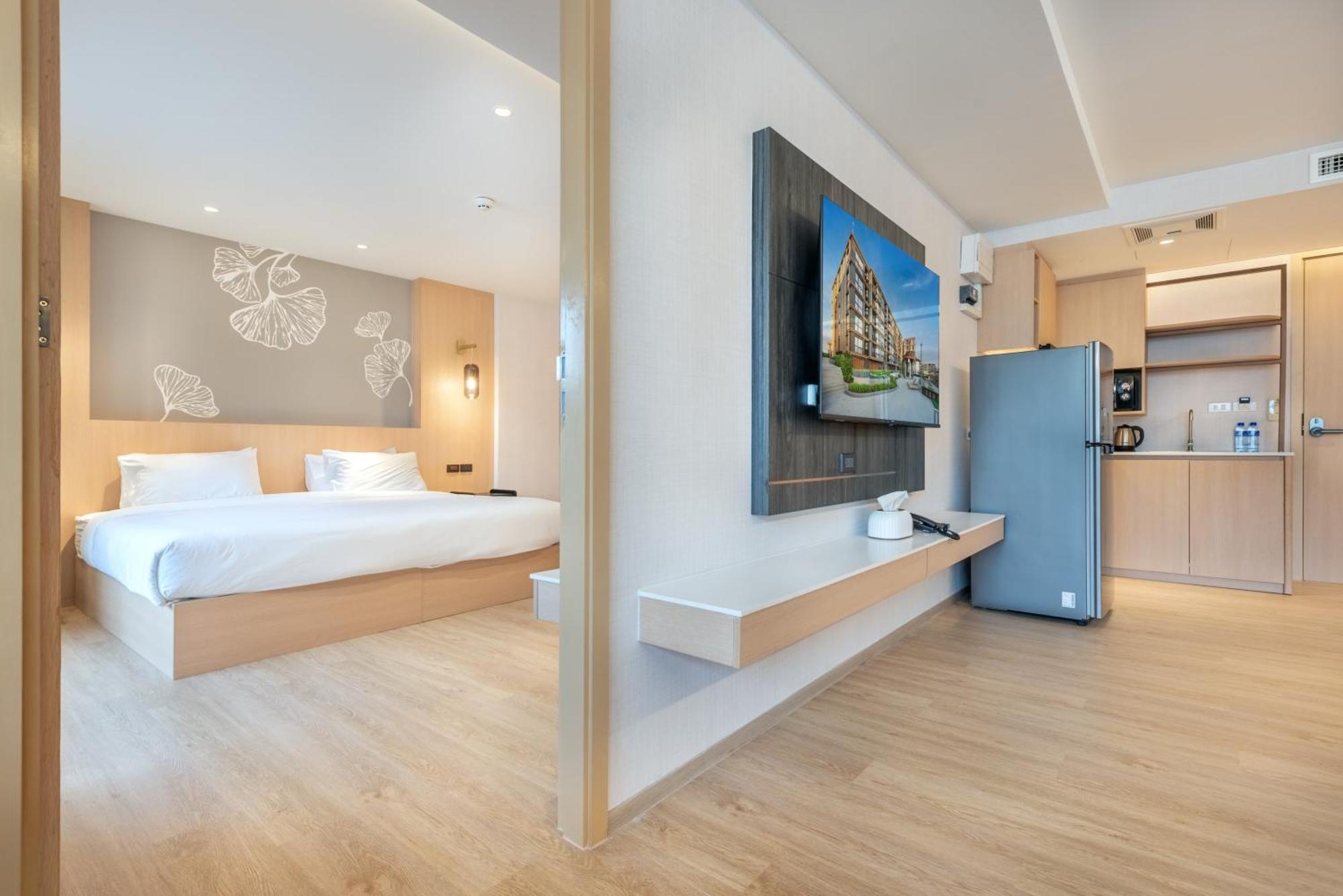 Salaya One Hotel & Service Apartment 外观 照片