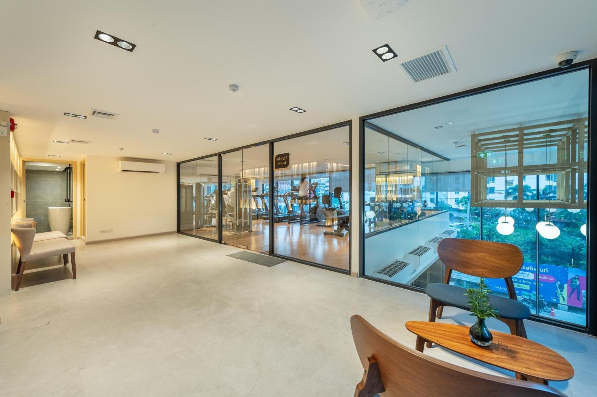 Salaya One Hotel & Service Apartment 外观 照片