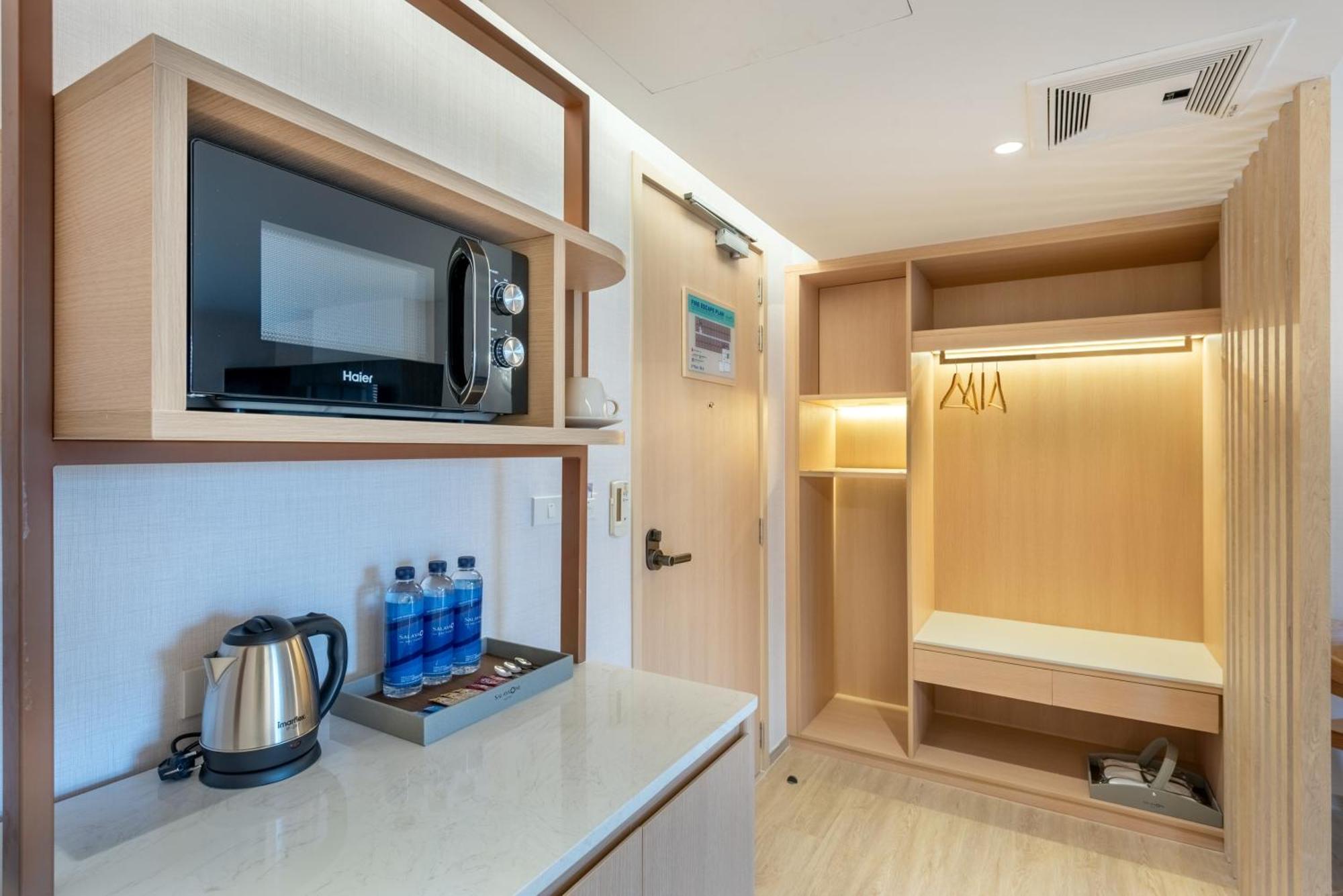 Salaya One Hotel & Service Apartment 外观 照片