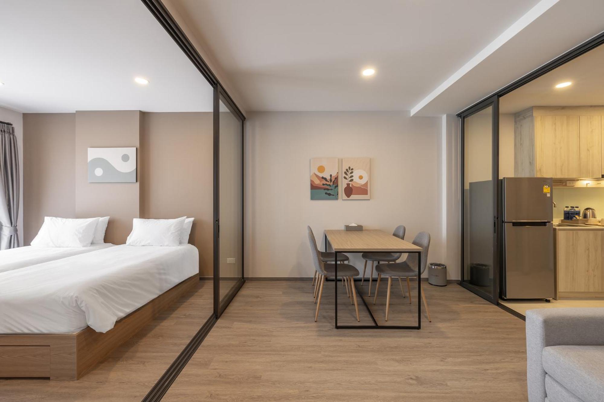 Salaya One Hotel & Service Apartment 外观 照片