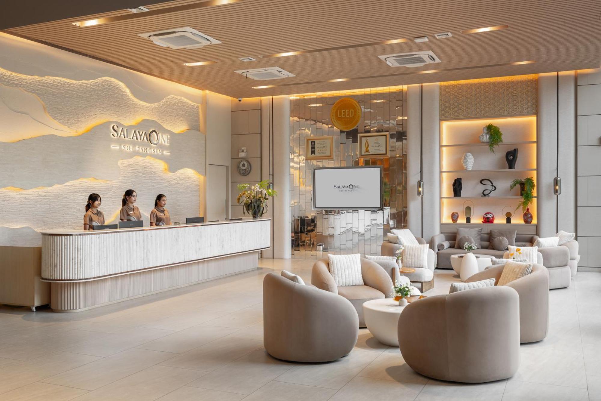 Salaya One Hotel & Service Apartment 外观 照片
