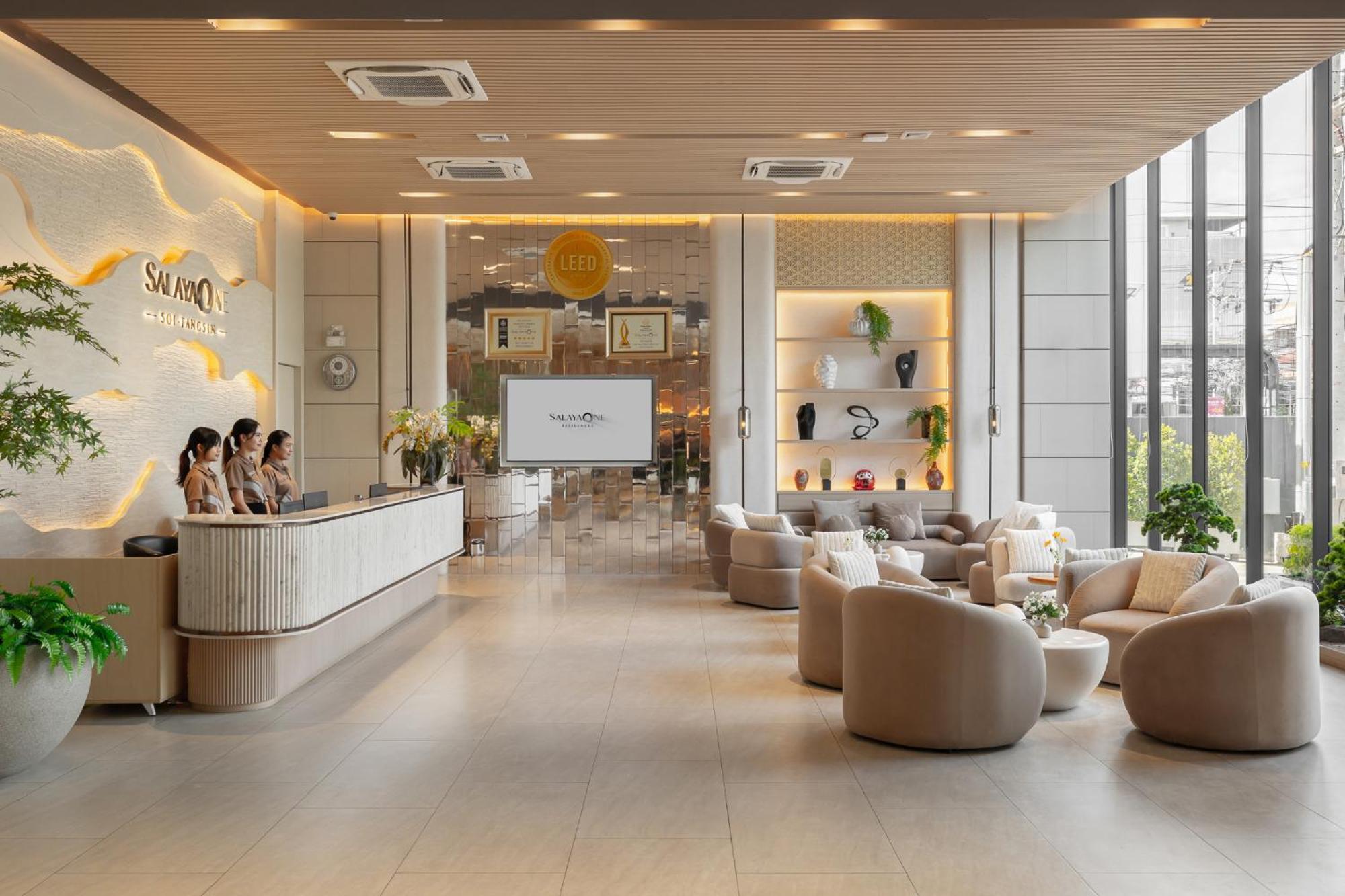 Salaya One Hotel & Service Apartment 外观 照片