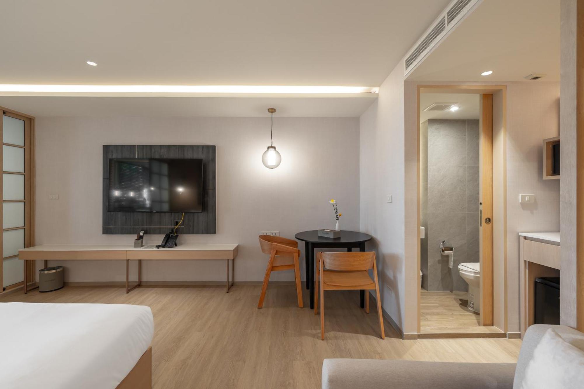 Salaya One Hotel & Service Apartment 外观 照片